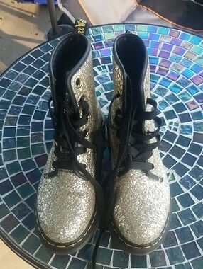 Dr. Martens Black 1460 Farrah Women's 7 US Boot (Label View)